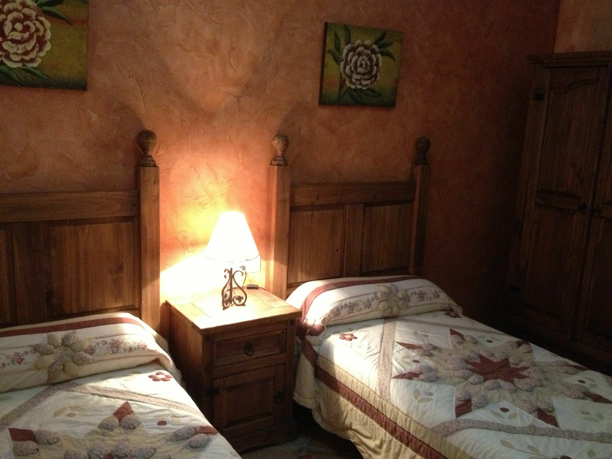 Apartamentos Rurales Complejo Penafiel Zarza La Mayor المظهر الخارجي الصورة